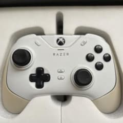 ジャンク品 Razer Wolverine V2 Whiteのサムネイル