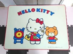 ハローキティちゃん 1976 SANRIO 折りたたみテーブル - メルカリ