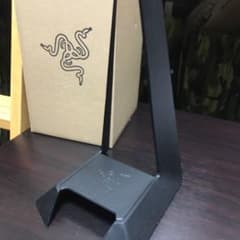 Razerヘッドホンスタンドのサムネイル