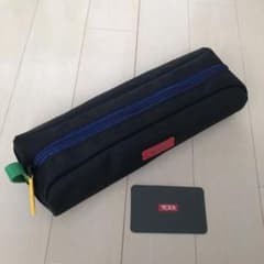 TUMI トゥミトーキョーアクセントキットのファスナーポーチのサムネイル
