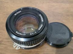 Nikon Nikkor Ai 50mm f/1.4 単焦点レンズのサムネイル