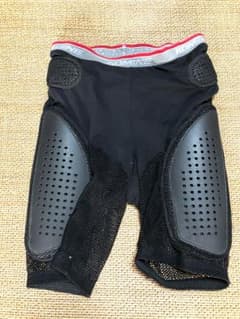 コミネ KOMINE バイク用プロテクターのサムネイル