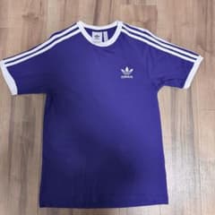 adidas Originals Tシャツ　紫のサムネイル