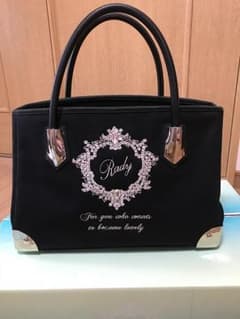 ♡週末値下げ♡ フレーム Rady トートバッグ Mサイズのサムネイル