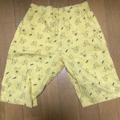 ユニクロ　キッズ　ピカチュウパンツ　120cmのサムネイル