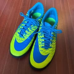 NIKE ナイキ フットサルシューズ　25cmのサムネイル