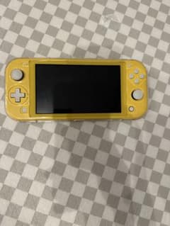 Nintendo Switch Lite イエローのサムネイル
