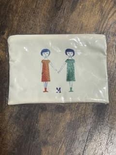 新品未開封　フラットポーチ　ポーチ　ABCポーチ　イニシャル　Mのサムネイル