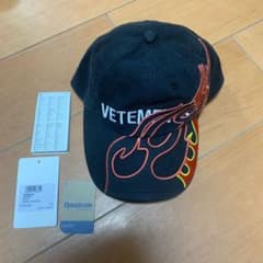 キャップ 帽子 vetements ヴェトモンのサムネイル