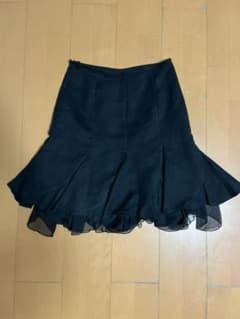 ミニスカートのサムネイル