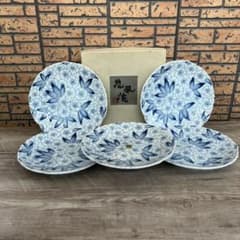 E-1 【中古】美濃焼 龍峰窯 染付花舞 和皿揃 5枚セット 中皿 菓子皿 花風 E-1 【中古】美濃焼 龍峰窯 染付花舞 和皿揃 5枚セット 中皿 菓子皿 花