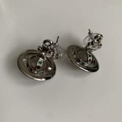 Vivienne Westwood オーブピアス　両耳のサムネイル
