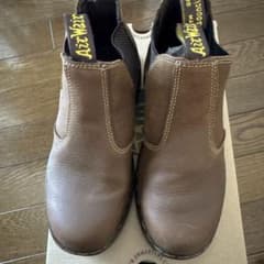 Dr. Martens ブラウンのサムネイル