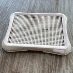 犬用 トイレトレーニングマット クリーム色 約40cm x 30cmのサムネイル