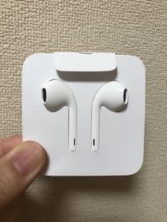 iPhone純正イヤホンのサムネイル
