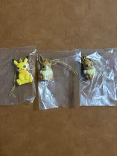 ポケモン ストラップ ピカチュウ イーブイ 3点セットのサムネイル