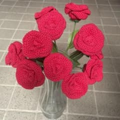 編み物ハンドメイド　バラの花束のサムネイル