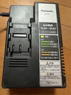 Panasonic EZL81 Li-ion充電器のサムネイル