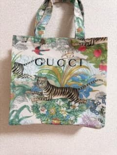 GUCCI ノベルティ　バッグ　タイガー　虎のサムネイル