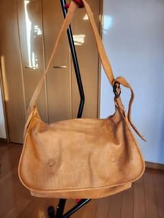Pledge シープスキンショルダーバッグ Pledge シープスキンショルダーバッグ - メルカリ