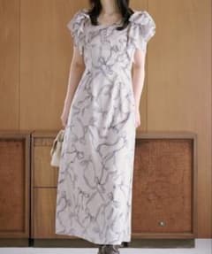 SNIDEL 完売 大人気 リボンスリーブデザインワンピース 0 GBEG - メルカリ