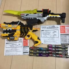 獣電戦隊キョウリュウジャー★変身銃ガブリボルバー★獣電剣ガブリカリバーのサムネイル