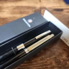 カーリーメープルラッカー仕上げ木軸ペン 縮杢 赤 レッド | Shop at