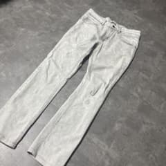 ZARA デニムパンツ ケミカルウォッシュ ダメージ加工 ホワイトデニムのサムネイル
