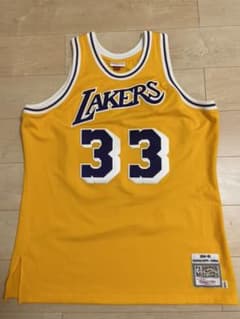 NBA レイカーズ ユニフォームのサムネイル