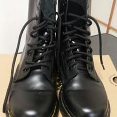 Dr.Martens8ホールブーツのサムネイル