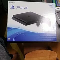 PlayStation®4 ジェット・ブラック 500GB CUH-2000A…のサムネイル