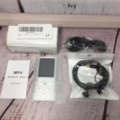 値下げ 新品 MP3プレーヤー 8GB SDカード付き イヤホン付属のサムネイル