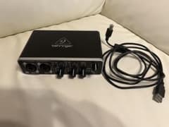 Behringer U-PHORIA UMC202HD 本体＆付属品のサムネイル