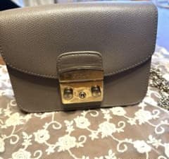 FURLA フルラ　メトロポリス　チェーンショルダーバッグ　グレージュのサムネイル