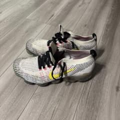 NIKE AIR VAPORMAX FLYKNIT 3 スニーカーのサムネイル