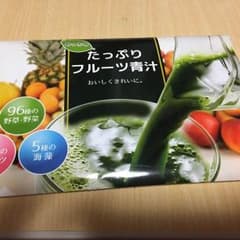 フルーツたっぷり青汁★のサムネイル