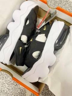 【新品/24.0】NIKE W AIRMAX KOKO SANDAL 白黒のサムネイル