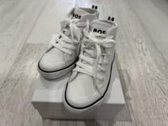BOSS キッズ ホワイト ハイカットスニーカー - メルカリ