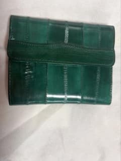 幸運シンボル　うなぎ革財布【新品未使用】のサムネイル