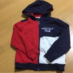 キッズ^ ^ジップアップパーカー(^^)のサムネイル