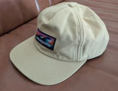Patagonia ベージュキャップのサムネイル