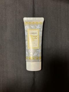 キャンメイク　マーメイドスキンエンジェルUVのサムネイル