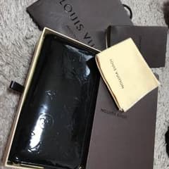 ルイヴィトン♡ヴェルニ♡財布のサムネイル