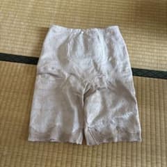 シャルレ 骨盤ガードル 64のサムネイル