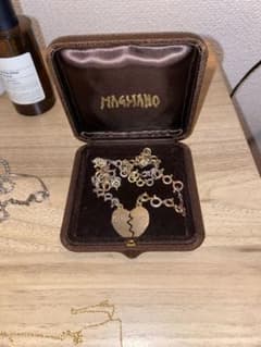 magliano 21awハートネックレス　最安値❗️のサムネイル