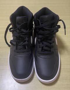 Nike ブラック ハイカットスニーカー 26.0cmのサムネイル
