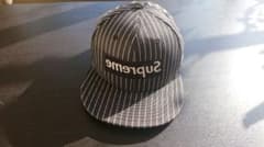 supreme COMME des GARCONS コム・デ・ギャルソンのサムネイル