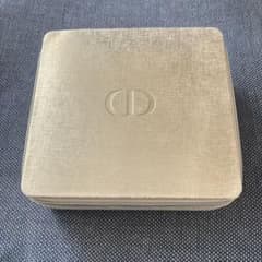 Dior Prestige コスメセット　ボックスのサムネイル