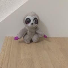 ナマケモノぬいぐるみのサムネイル