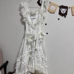 モモコハウス MOMOKOHOUSE ハートフリルエプロン - メルカリ